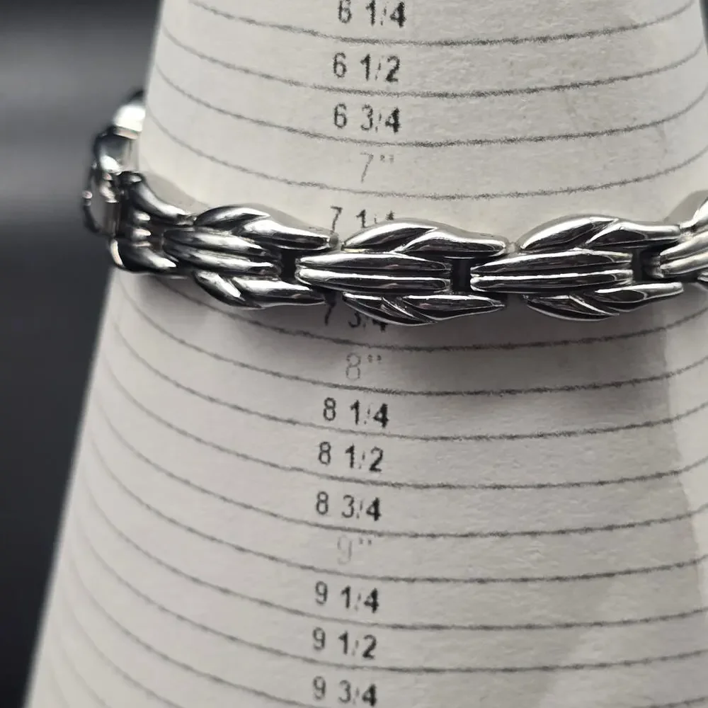 Silver Tone Chain Link Bracelet Cross Center 1990s Costume Jewelry